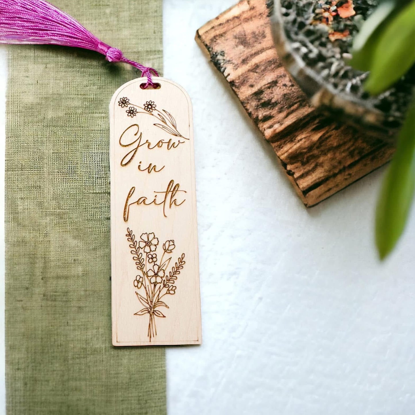 BIBLE STUDY/RELIGIOUS BOOK MARKS