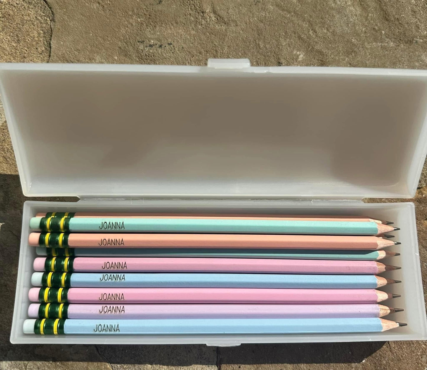 TICONDEROGA- ENGRAVED PENCILS W PENCIL CASE- PACK OF 10
